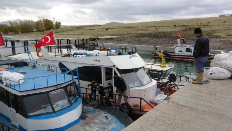 Van Gölü’nde balıkçı limanlarına yeni dokunuş