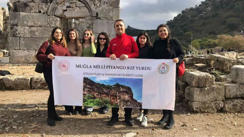 Muğla’da üniversite öğrencileri tarihi ve doğal güzellikleri keşfetti