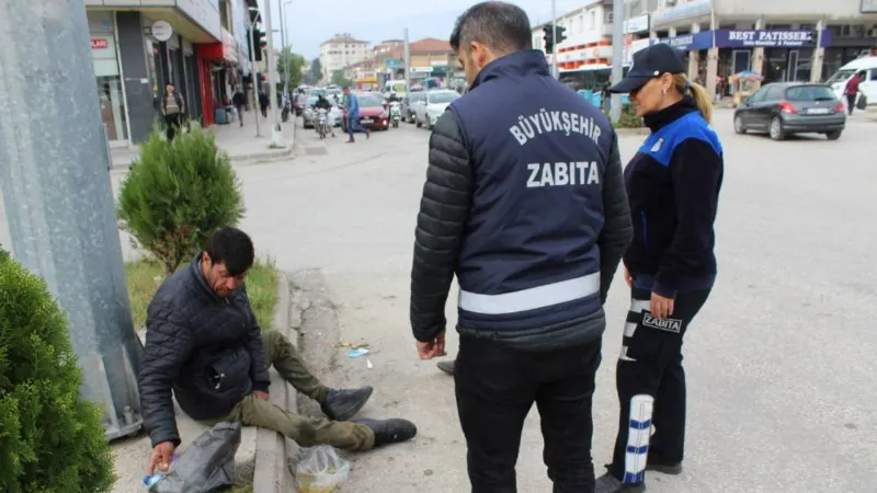 Kılıçoğlu’ndan "dilenciliği meslek haline getirenlere yardım etmeyin" çağrısı