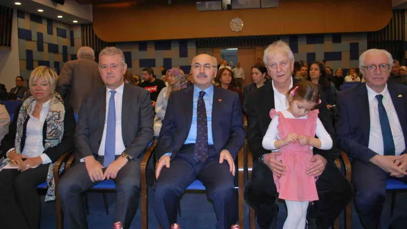 İzmir iş dünyası depremin yaralarını sarıyor