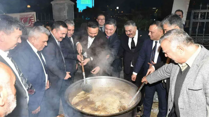 Adana’da Özbekistan Kültür Gecesi