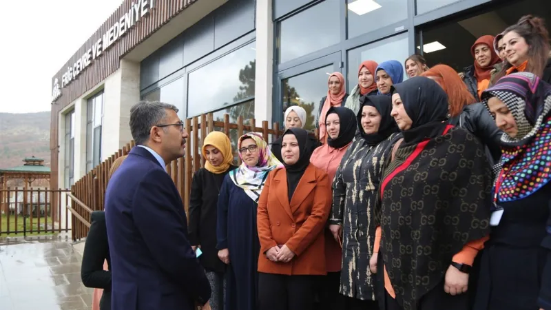 "Kadına yönelik şiddetin önlenmesi için topyekun mücadele şart"