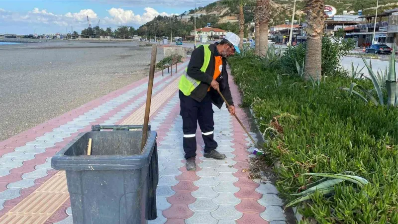 Samandağ’da temizlik çalışması