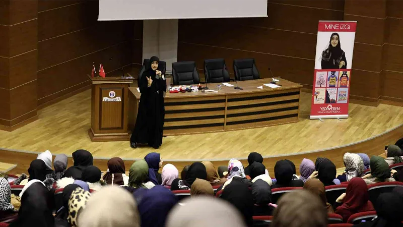 GAÜN’de "En yüce duygu annelik" konferansı