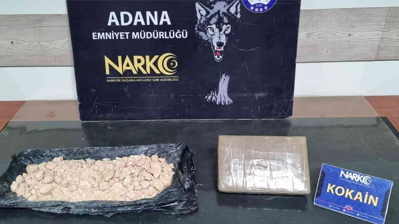 Tırın kupasındaki yatakta zulalı 2 kilo 300 gram kokain çıktı