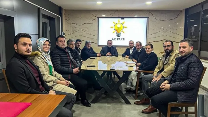 AK Parti 2023’e doğru emin adımlarla ilerliyor