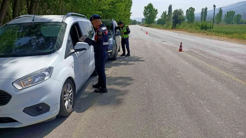 Aydın’da hatalı sürücüleri jandarma affetmedi