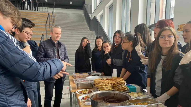 Tekden Lisesi’nden örnek davranış