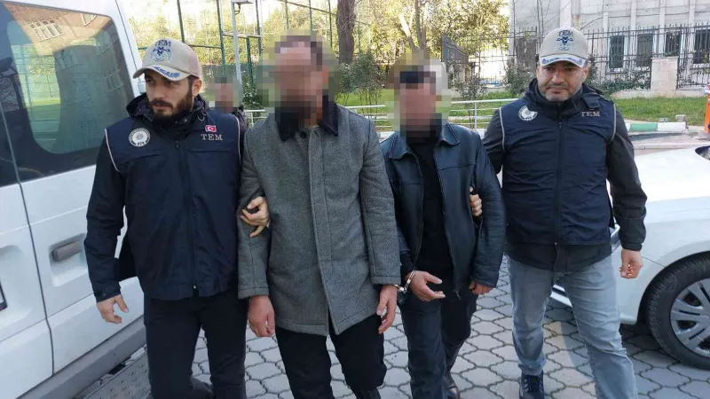 Samsun’da DEAŞ’tan gözaltına alınan 3 kişi adliyeye sevk edildi