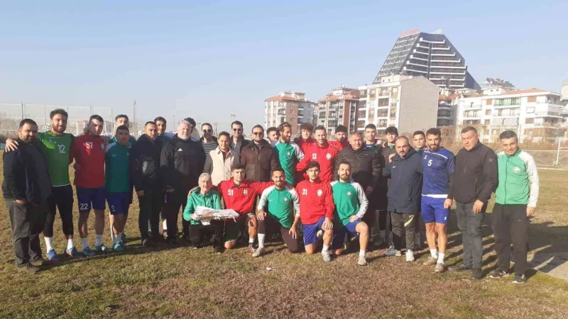 Salihli Belediyespor ikinci yarı hazırlıklarına başladı