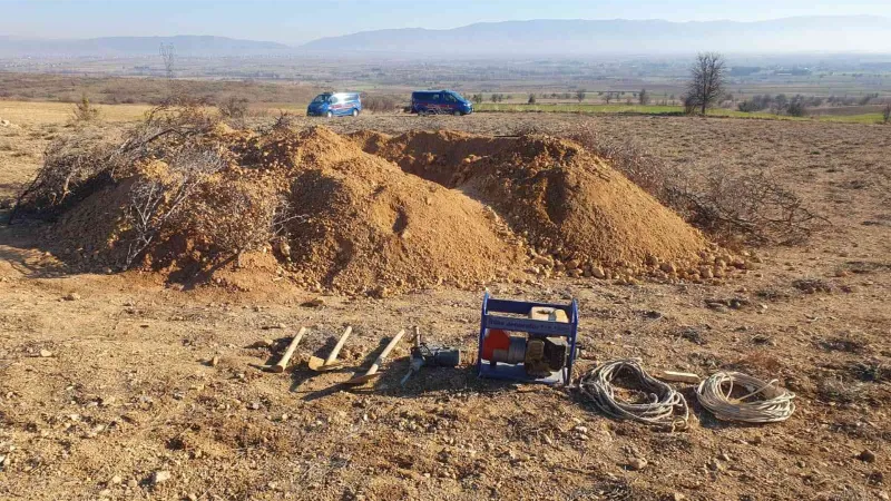 Kolay para kazanma hayaliyle devasa tünel kazdılar