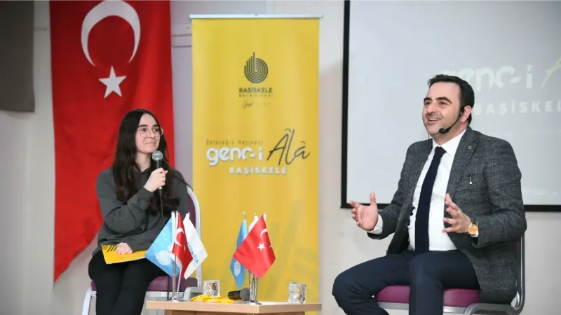 Başkan Özlü: "Başarının sırrı aşkla çalışmak"