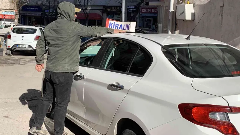 Vatandaşlar kiralık araca yöneldi