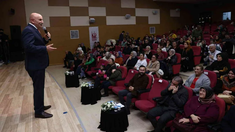 ÇEM’deki minikler ilk mezuniyet sevincini sertifika alarak yaşadı