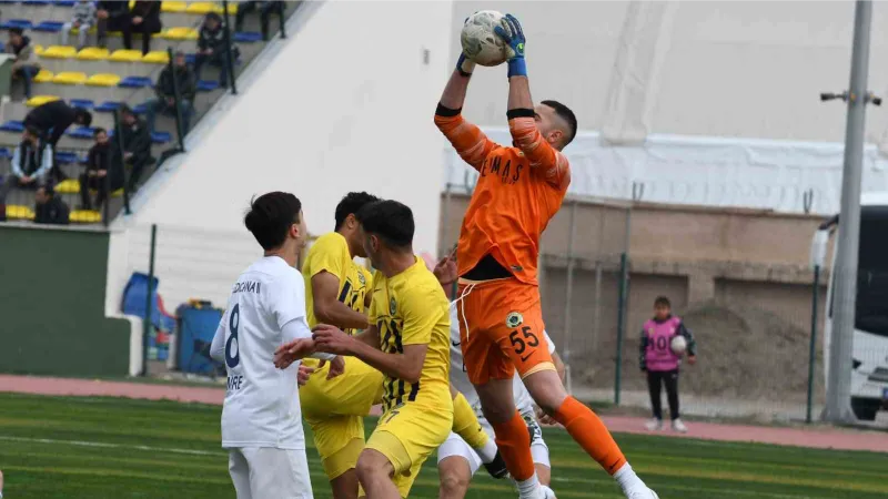 TFF 2. Lig: Tarsus İdman Yurdu: 0 - Menemen Futbol Kulübü: 2