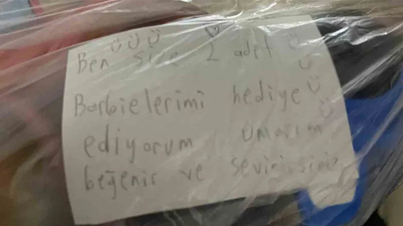 Afet bölgesine yardım göndermek isteyen küçük kızın notu yürekleri ısıttı