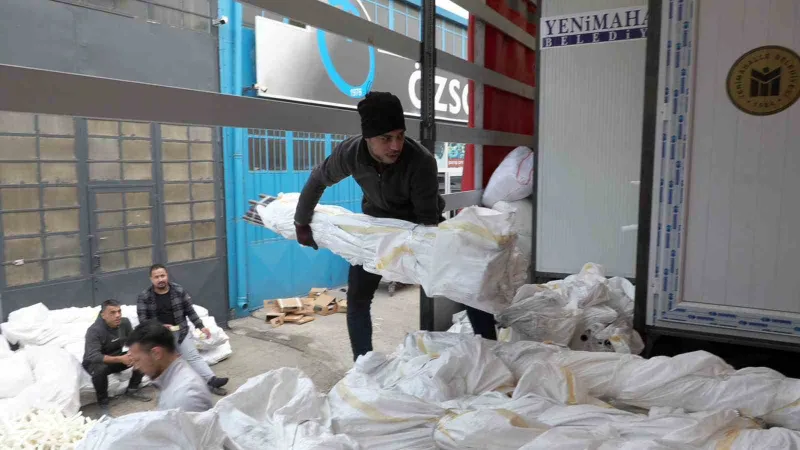 Deprem bölgelerine Yenimahalle desteği sürüyor