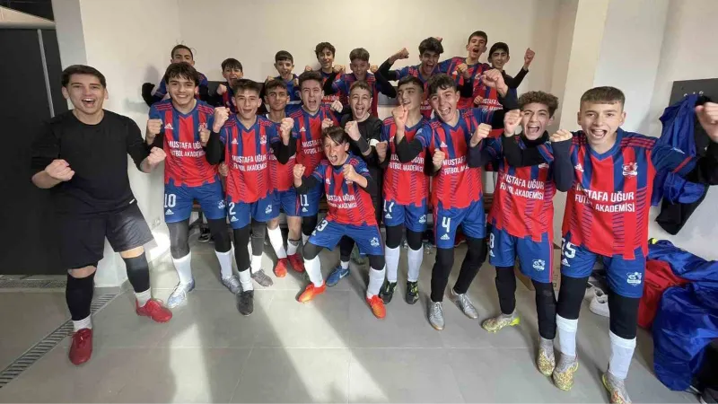 Erkiletspor farklı başladı