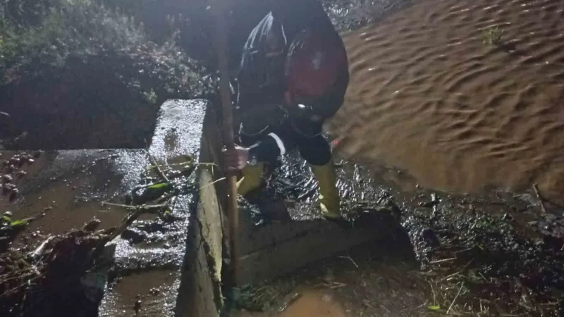 Sağanak yağışlar Nusaybin’de hayatı olumsuz etkiledi