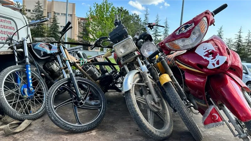 Bolvadin’de motosiklet sürücülerine yönelik denetim