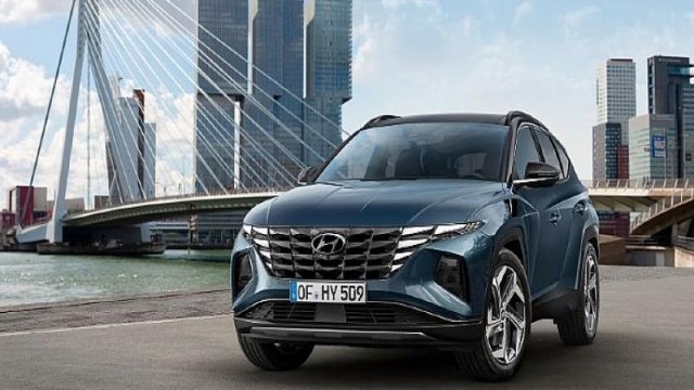 230 Beygirlik Hyundai TUCSON “hybrid” Şimdi Türkiye’de.