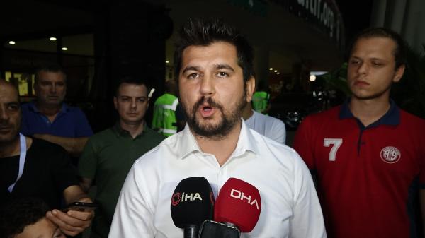 Antalyaspor Basın Sözcüsü Adnan Başkan: Arkasını dönüp giden hakemden Türk futboluna hayır gelmez