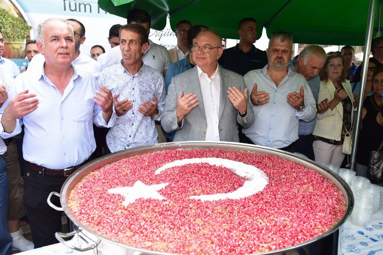 Manisa'da aşure günleri Karaköy'de başladı