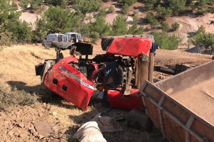 Adıyaman Gölbaşı'da traktör devrildi: 1 ölü, 8 yaralı