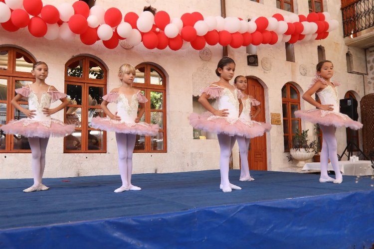 Hatay'da Gastronomi Evi'nde 100. yıl gösterisi