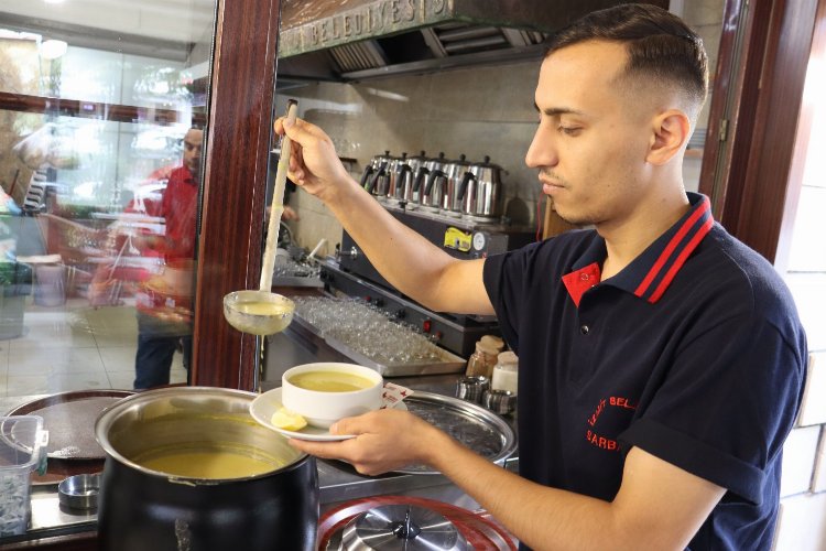 Kocaeli İzmit'te Fevziye’de çorba servisi başladı