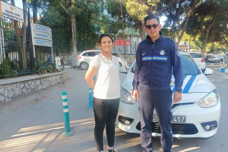 Manisa'da KPSS adayları sınav merkezlerine güvenle ulaştırıldı