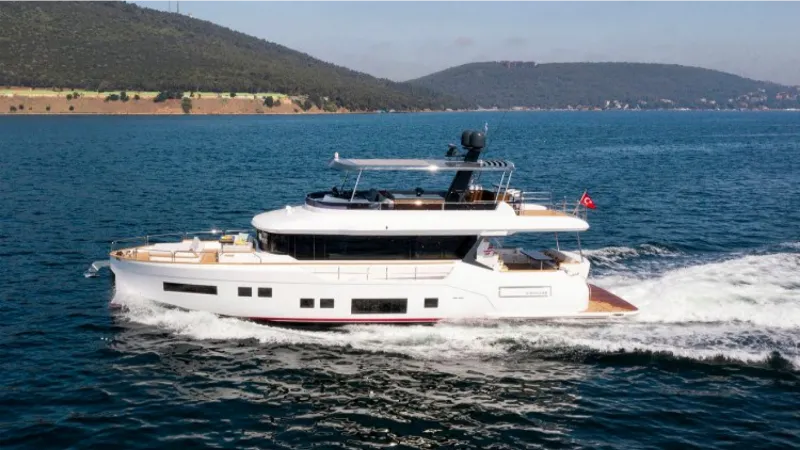 Boat Show'da Sirena'nın yeni modelleri podyuma çıktı