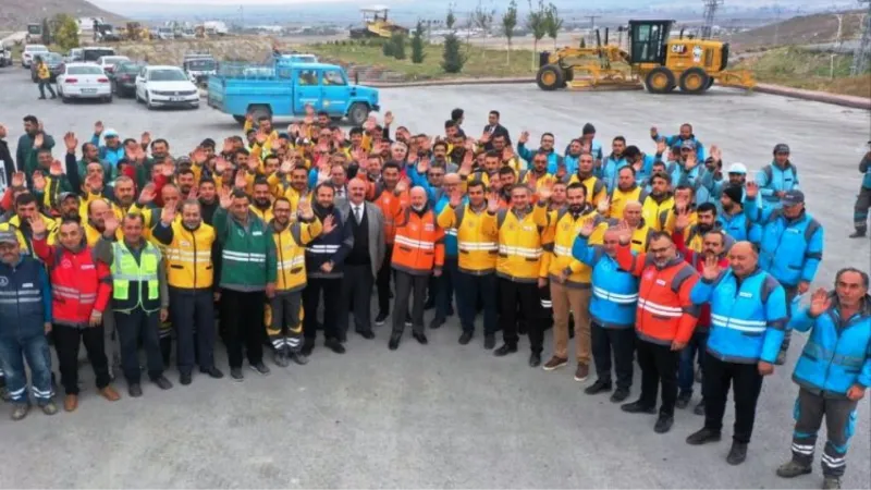 Kayseri Kocasinan'da personele kışlık destek