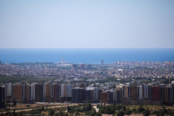 Antalya'nın sıcağı, yarından itibaren 'fön etkisi' yapacak