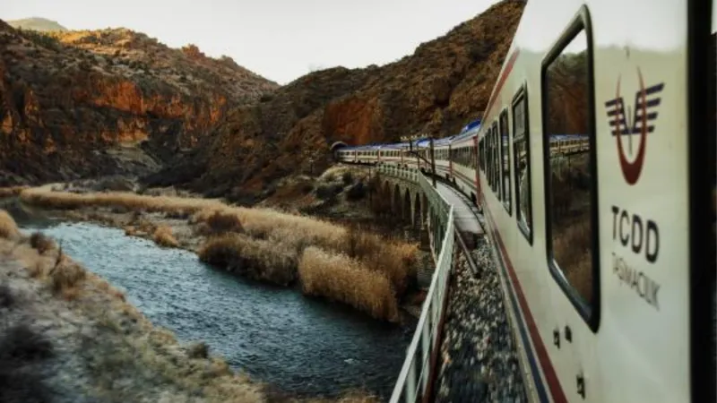 'Kars-Erzurum Turistik Ekspresi' ile yarıyıl tatilinde yeni sefer