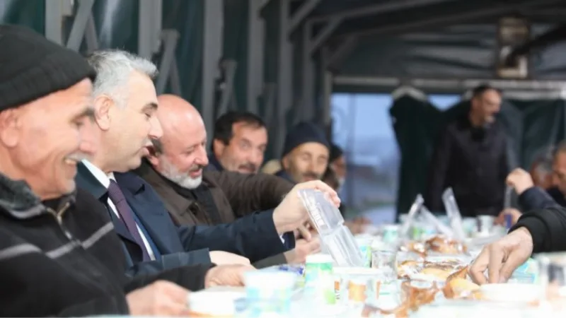 Kayseri Kocasinan Belediyesi'nden evlere iftar servisi