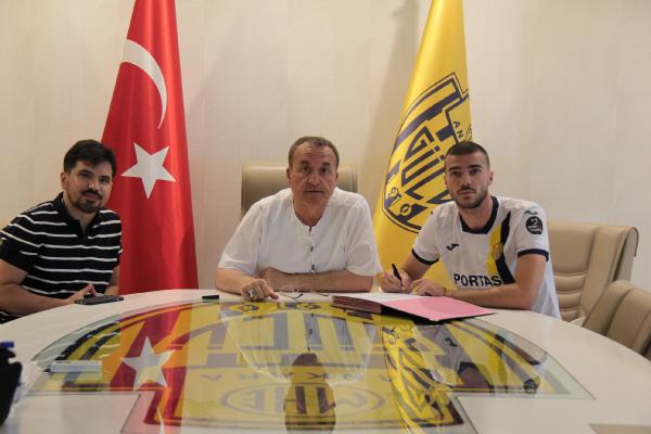 Ankaragücü'nden savunmaya takviye