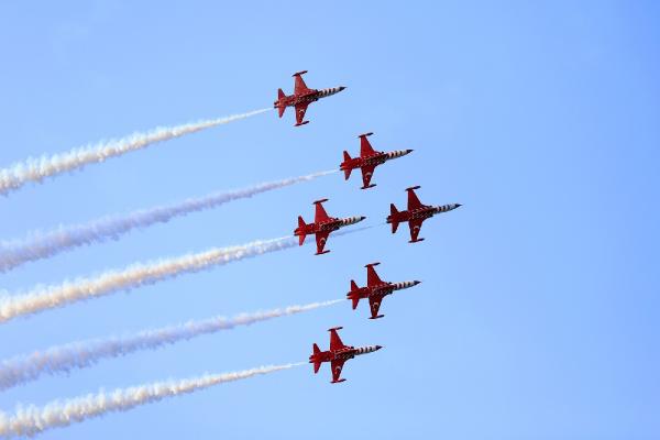 Türk Yıldızları 'TEKNOFEST Karadeniz' için Ordu'da uçtu