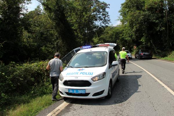 Sarıyer’de minibüs devrildi