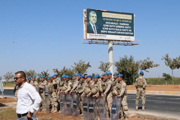 Şanlıurfa'da çiftçiler, pamuk fiyatının düşük olduğu gerekçesiyle eylem yaptı