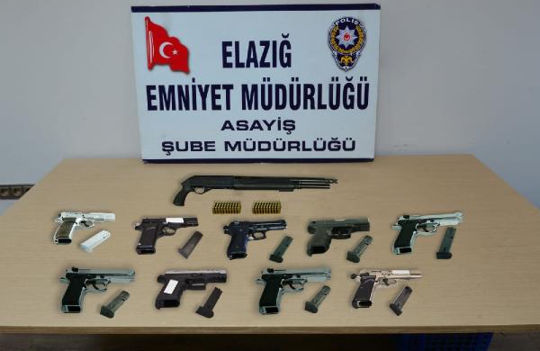 Elazığ’da son bir haftada yapılan asayiş uygulamalarında 21 kişi tutuklandı