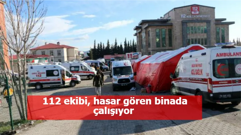 112 ekibi, hasar gören binada çalışıyor