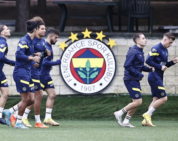 Fenerbahçe'de Rennes karşılaşmasının hazırlıkları sürüyor