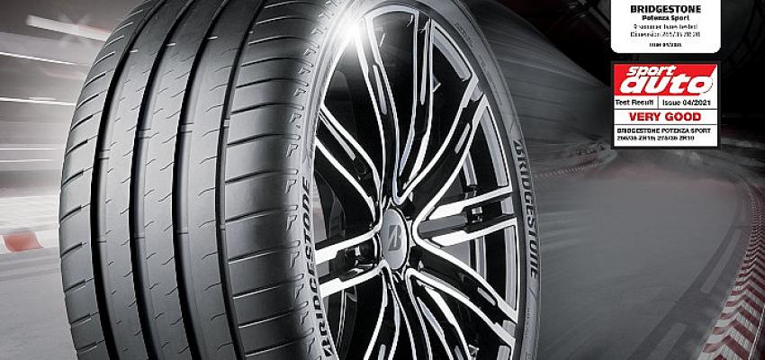 Bridgestone'un Potenza Sport Lastikleri Auto Express 2022 Yaz Lastiği Testinin şampiyonu oldu