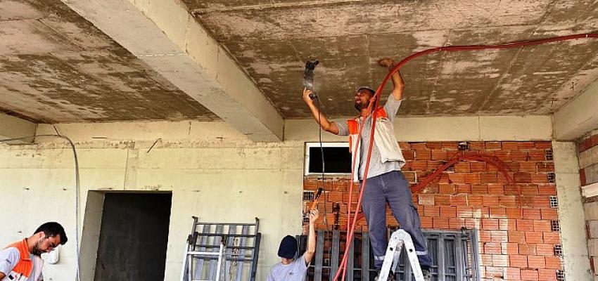 Kartepe Kent Meydanı Cami'nde çalışmalar sürüyor