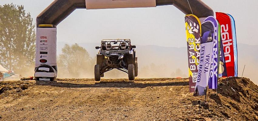 Sakarya’da Offroad Heyecanı Nefes Kesti