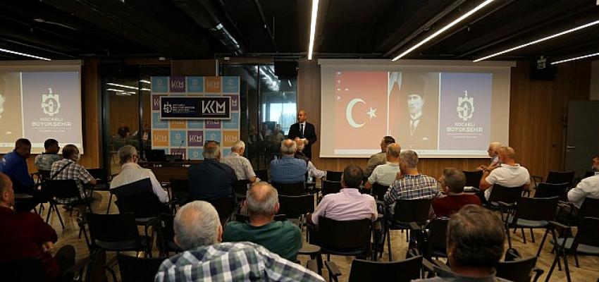 Kocaeli Büyükşehir'den servis sürücülerine eğitim