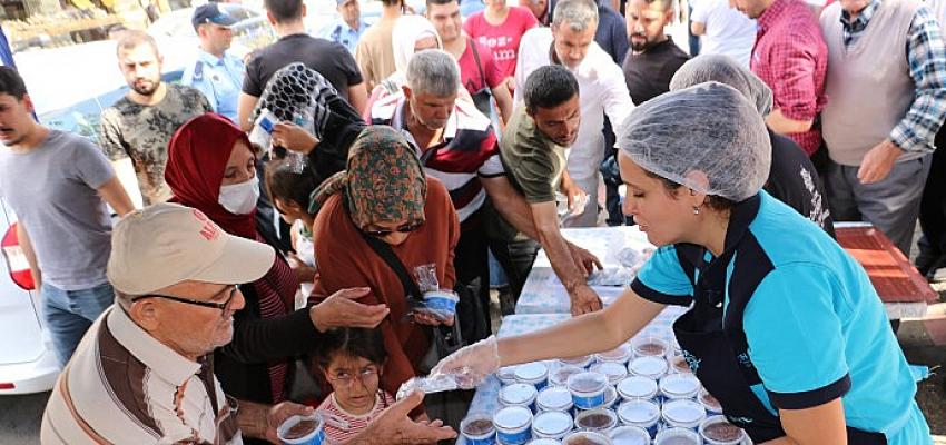 Aydın Büyükşehir Belediyesi'nden Mevlid Kandili Hayrı