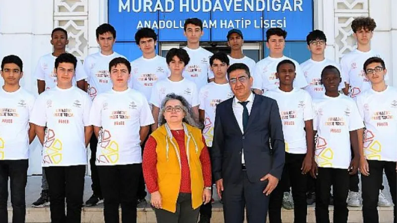 İmam Hatipliler Geleceğin Otomobili İçin Kolları Sıvadı