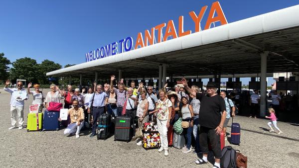 Antalya'ya sonbaharın ilk kafilesi, İsveç'ten geldi